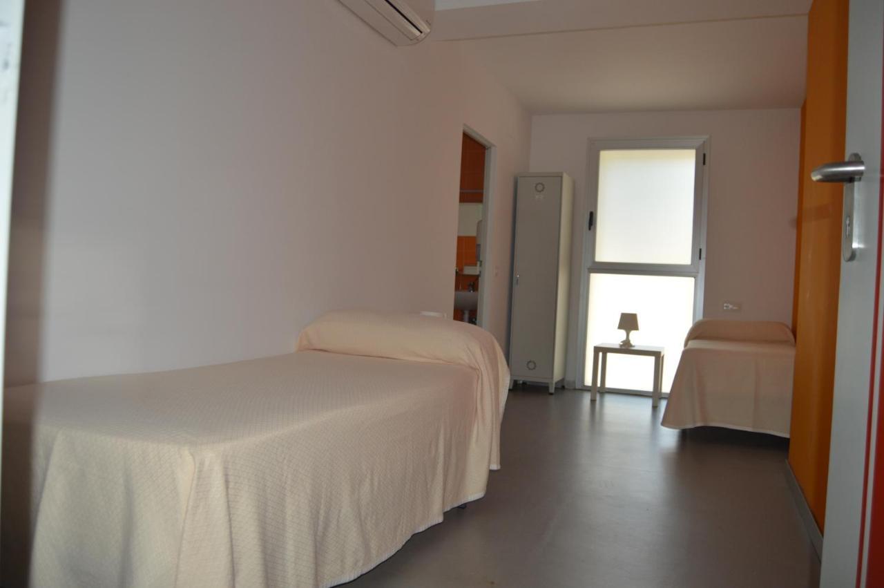 Hostel Divino Morales Arroyo de la Luz Esterno foto